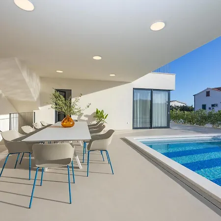 Beautiful In 度假居 罗戈兹尼察