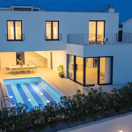 Lovely In Holiday home *