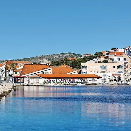 Lovely In Holiday home Rogoznica (Sibenik-Knin)